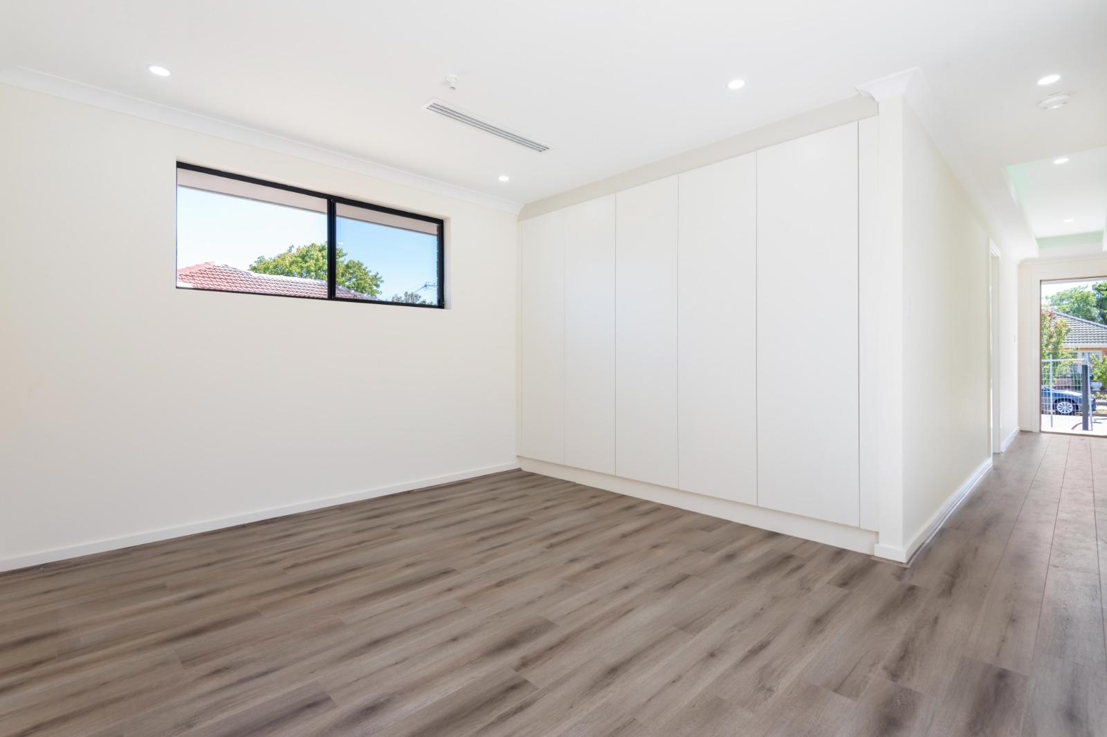 WhatsApp Image 2025-08-03 at 11.59.40 (3) WhatsApp Image 2025-08-03 at 11.59.40 (3)